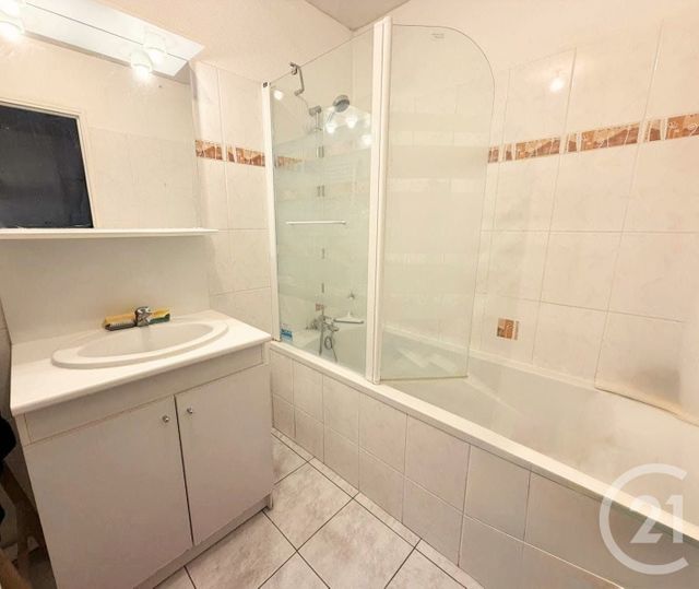 Appartement F4 &agrave; vendre - 4 pi&egrave;ces - 68,89 m2 - Chalons En Champagne - 51 - CHAMPAGNE-ARDENNE
