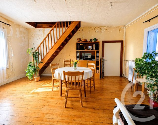 Appartement F4 à vendre ST MEMMIE
