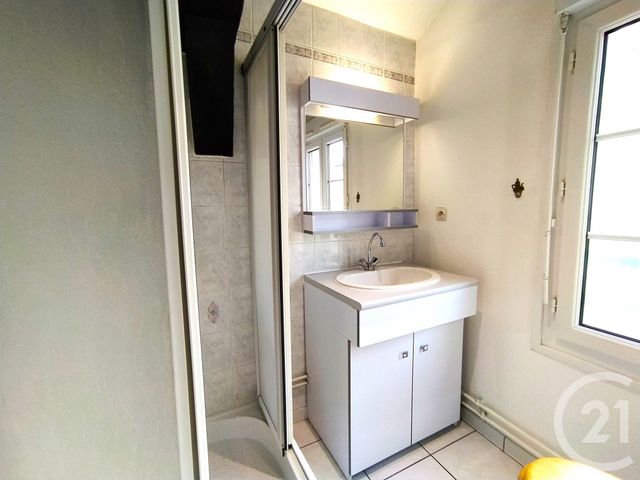 Appartement F1 &agrave; louer - 1 pi&egrave;ce - 21,44 m2 - Chalons En Champagne - 51 - CHAMPAGNE-ARDENNE