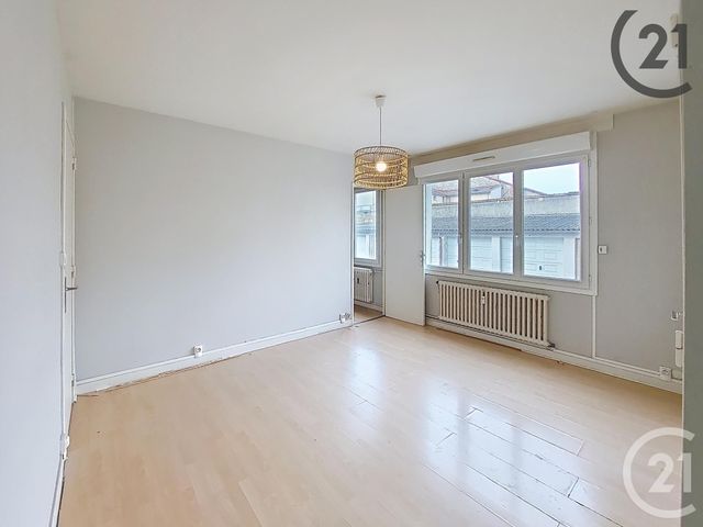 Appartement F5 &agrave; vendre - 5 pi&egrave;ces - 117,07 m2 - Chalons En Champagne - 51 - CHAMPAGNE-ARDENNE