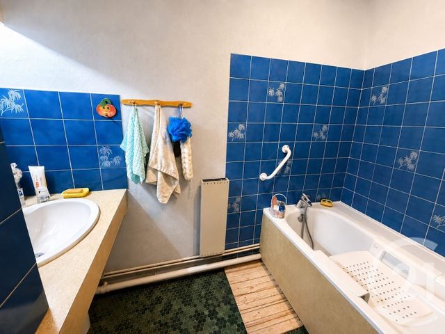 Appartement F4 &agrave; vendre - 4 pi&egrave;ces - 62,75 m2 - Chalons En Champagne - 51 - CHAMPAGNE-ARDENNE