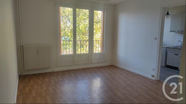 Appartement F1 &agrave; vendre - 1 pi&egrave;ce - 28,47 m2 - Chalons En Champagne - 51 - CHAMPAGNE-ARDENNE
