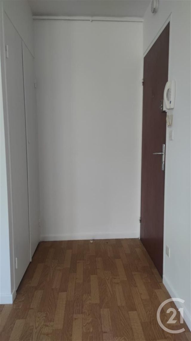 Appartement F1 &agrave; vendre - 1 pi&egrave;ce - 28,47 m2 - Chalons En Champagne - 51 - CHAMPAGNE-ARDENNE