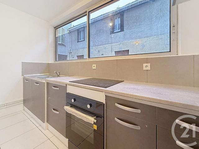 Appartement F3 &agrave; louer - 3 pi&egrave;ces - 63,29 m2 - Chalons En Champagne - 51 - CHAMPAGNE-ARDENNE