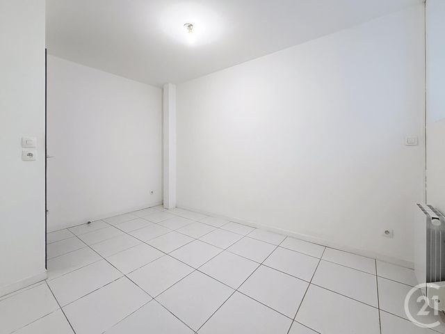 Appartement F3 &agrave; louer - 3 pi&egrave;ces - 63,29 m2 - Chalons En Champagne - 51 - CHAMPAGNE-ARDENNE