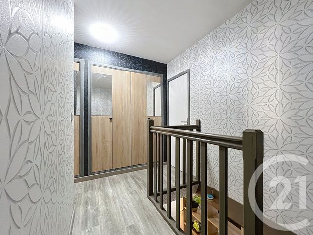 Maison &agrave; louer - 4 pi&egrave;ces - 97,57 m2 - Sezanne - 51 - CHAMPAGNE-ARDENNE
