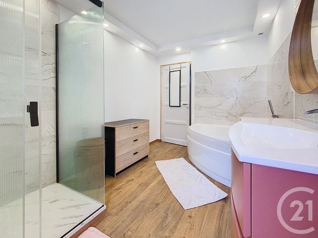 Appartement F2 &agrave; louer - 2 pi&egrave;ces - 58,23 m2 - Chalons En Champagne - 51 - CHAMPAGNE-ARDENNE