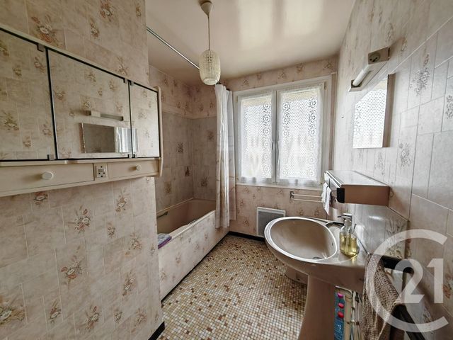 Maison &agrave; vendre - 5 pi&egrave;ces - 115,88 m2 - Fagnieres - 51 - CHAMPAGNE-ARDENNE