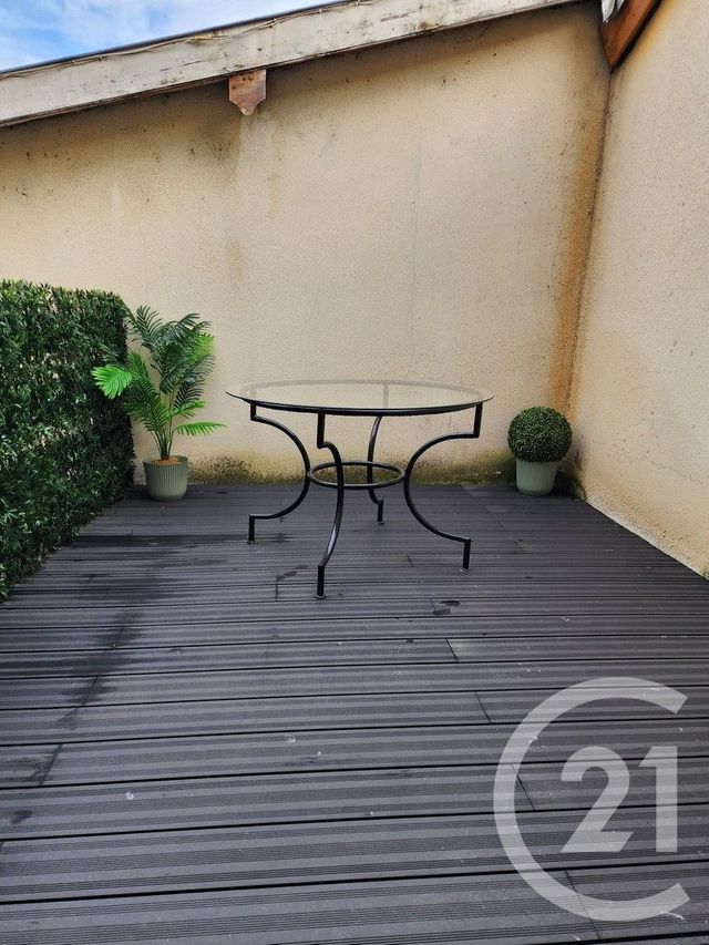Appartement &agrave; louer - 3 pi&egrave;ces - 77,86 m2 - Chalons En Champagne - 51 - CHAMPAGNE-ARDENNE