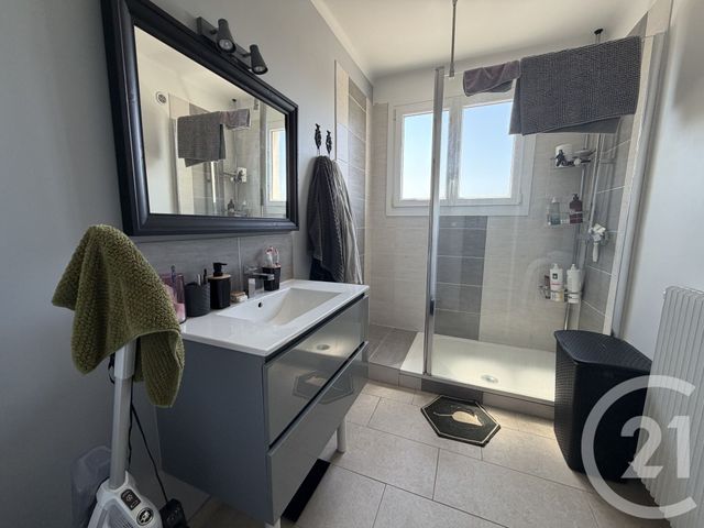Appartement F4 &agrave; vendre - 4 pi&egrave;ces - 70 m2 - Chalons En Champagne - 51 - CHAMPAGNE-ARDENNE