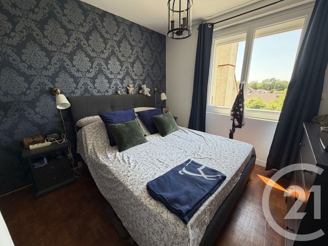 Appartement F4 &agrave; vendre - 4 pi&egrave;ces - 70 m2 - Chalons En Champagne - 51 - CHAMPAGNE-ARDENNE