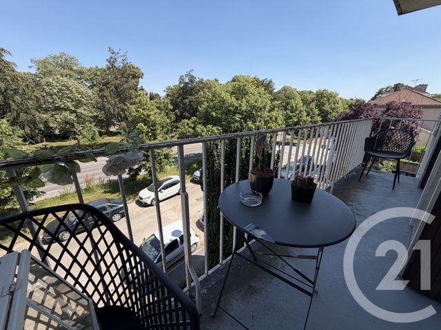 Appartement F4 &agrave; vendre - 4 pi&egrave;ces - 70 m2 - Chalons En Champagne - 51 - CHAMPAGNE-ARDENNE