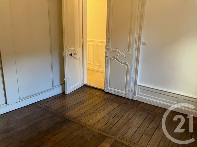 Appartement F4 &agrave; vendre - 5 pi&egrave;ces - 81 m2 - Chalons En Champagne - 51 - CHAMPAGNE-ARDENNE