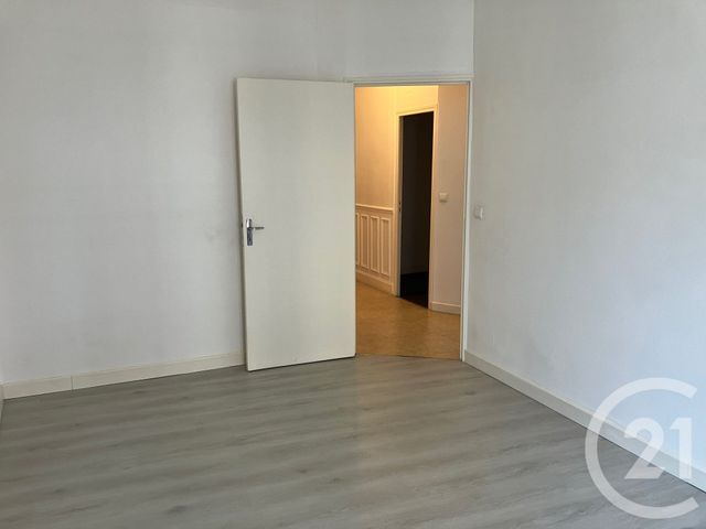 Appartement F4 &agrave; vendre - 5 pi&egrave;ces - 81 m2 - Chalons En Champagne - 51 - CHAMPAGNE-ARDENNE