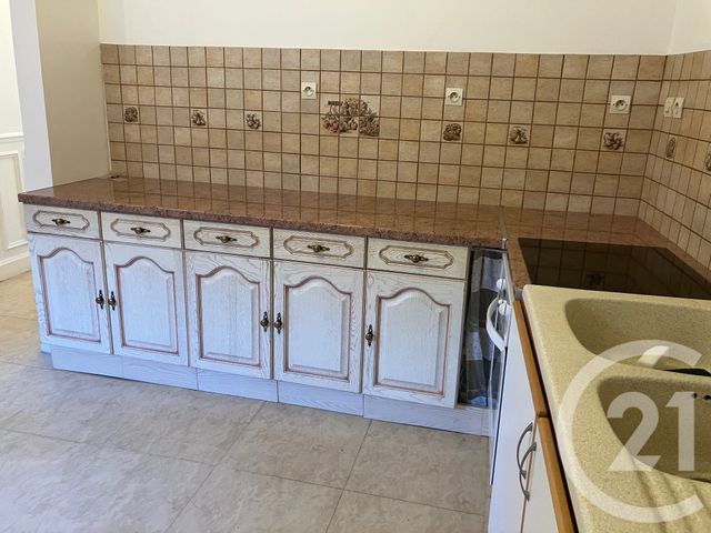 Appartement F4 &agrave; vendre - 5 pi&egrave;ces - 81 m2 - Chalons En Champagne - 51 - CHAMPAGNE-ARDENNE