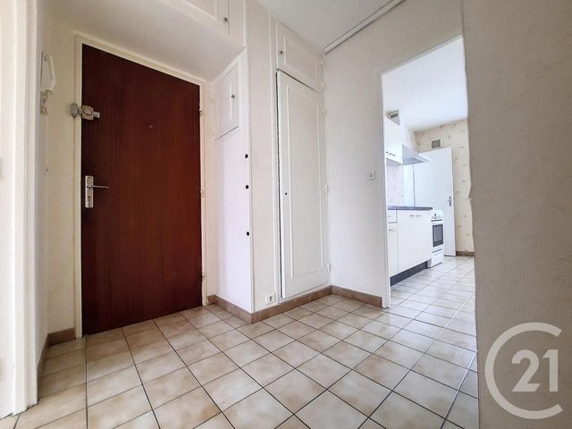 Appartement F3 &agrave; louer - 3 pi&egrave;ces - 65,33 m2 - Chalons En Champagne - 51 - CHAMPAGNE-ARDENNE