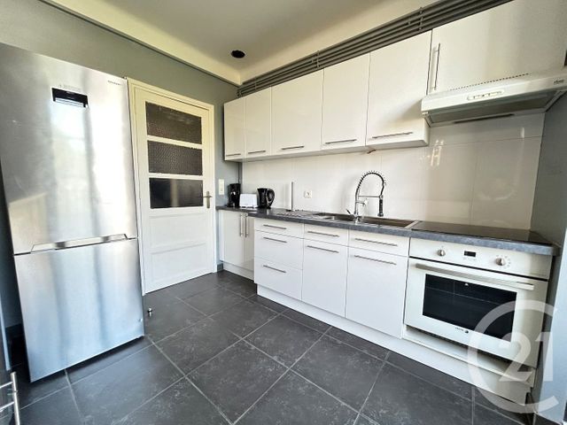 Appartement &agrave; louer - 4 pi&egrave;ces - 87,76 m2 - Chalons En Champagne - 51 - CHAMPAGNE-ARDENNE