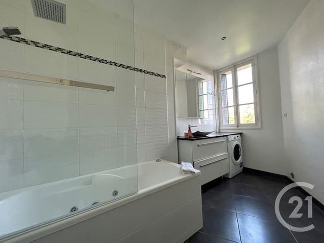 Appartement &agrave; louer - 4 pi&egrave;ces - 87,76 m2 - Chalons En Champagne - 51 - CHAMPAGNE-ARDENNE