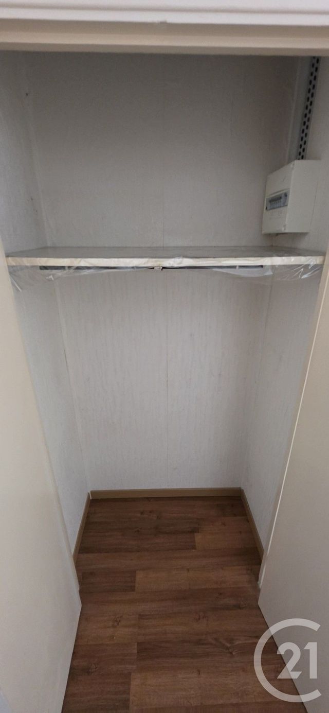Appartement F1 &agrave; vendre - 2 pi&egrave;ces - 27,77 m2 - Chalons En Champagne - 51 - CHAMPAGNE-ARDENNE