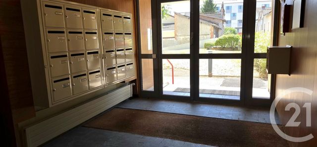 Appartement F1 &agrave; vendre - 2 pi&egrave;ces - 27,77 m2 - Chalons En Champagne - 51 - CHAMPAGNE-ARDENNE