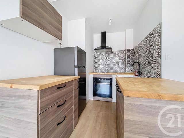 Appartement F2 &agrave; louer - 2 pi&egrave;ces - 40,58 m2 - Chalons En Champagne - 51 - CHAMPAGNE-ARDENNE