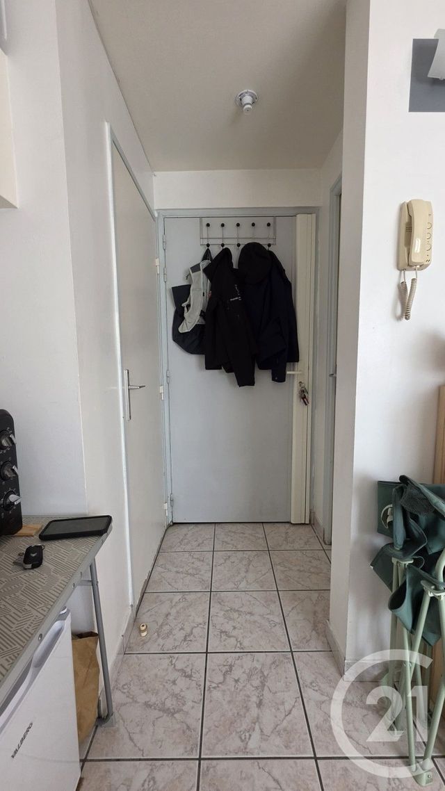 Appartement F1 &agrave; vendre - 2 pi&egrave;ces - 22,13 m2 - Chalons En Champagne - 51 - CHAMPAGNE-ARDENNE