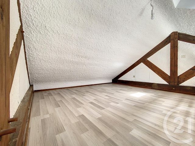 Appartement F4 &agrave; louer - 4 pi&egrave;ces - 97,37 m2 - Chalons En Champagne - 51 - CHAMPAGNE-ARDENNE