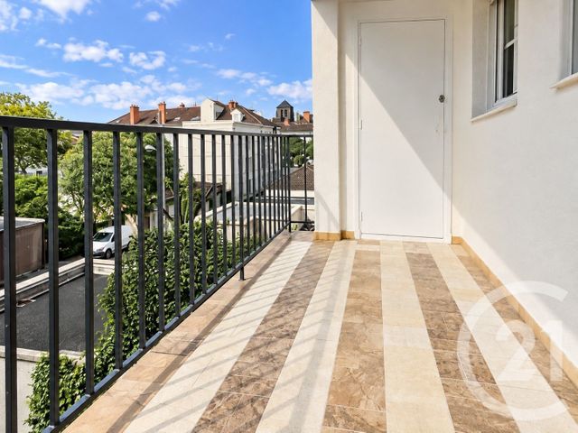 Appartement F5 &agrave; vendre - 5 pi&egrave;ces - 96,33 m2 - Chalons En Champagne - 51 - CHAMPAGNE-ARDENNE