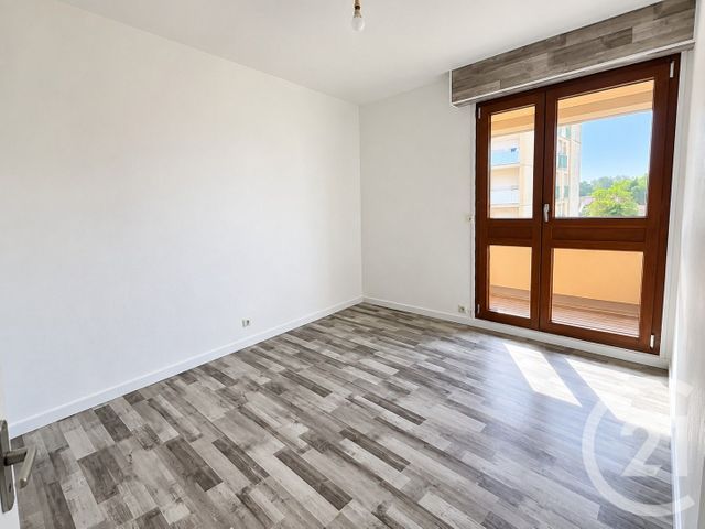 Appartement F3 &agrave; vendre - 4 pi&egrave;ces - 71,89 m2 - Chalons En Champagne - 51 - CHAMPAGNE-ARDENNE