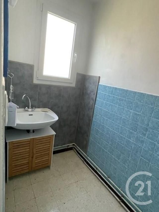 Maison &agrave; louer - 4 pi&egrave;ces - 124 m2 - Ecury Sur Coole - 51 - CHAMPAGNE-ARDENNE