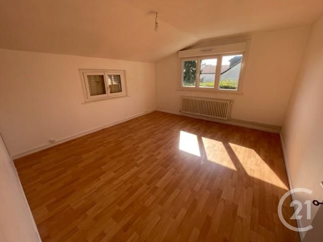 Maison &agrave; louer - 4 pi&egrave;ces - 124 m2 - Ecury Sur Coole - 51 - CHAMPAGNE-ARDENNE