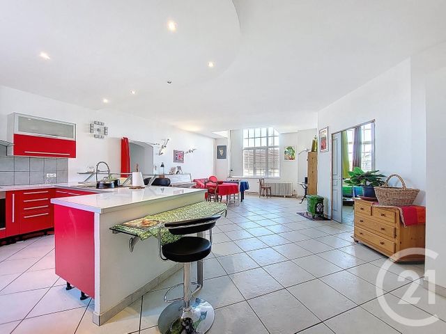 Appartement F7 à vendre - 7 pièces - 171,72 m2 - Mirecourt - 88 - LORRAINE