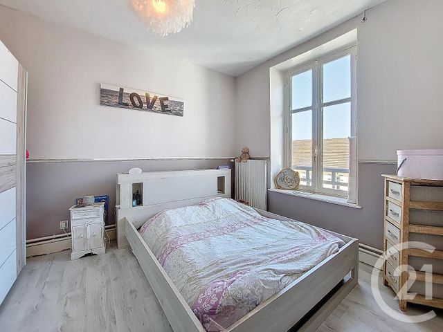 Afficher la photo en grand Appartement F3 à vendre - 3 pièces - 76 m2 - Vittel - 88 - LORRAINE