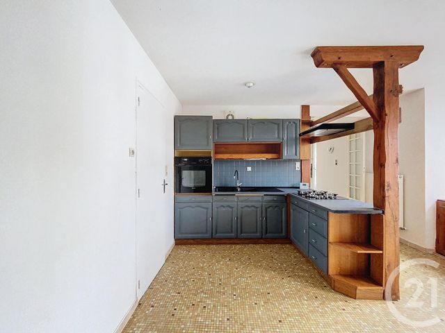 Appartement F2 &agrave; louer - 2 pi&egrave;ces - 56,54 m2 - Contrexeville - 88 - LORRAINE