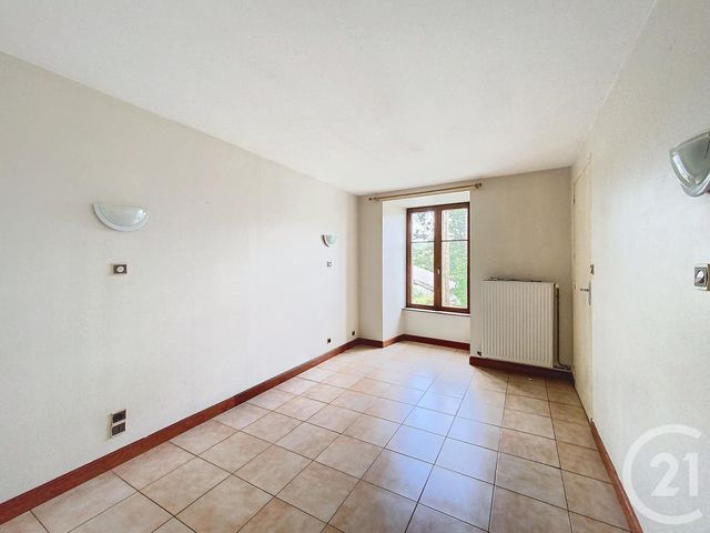 Appartement F2 &agrave; louer - 2 pi&egrave;ces - 56,54 m2 - Contrexeville - 88 - LORRAINE