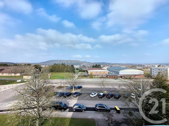 Appartement F4 à vendre - 4 pièces - 75 m2 - Vittel - 88 - LORRAINE