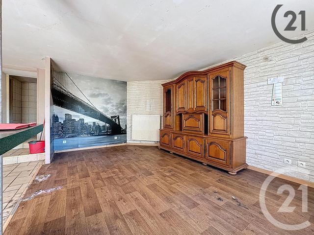 Appartement &agrave; vendre - 20 pi&egrave;ces - 250 m2 - Darney - 88 - LORRAINE