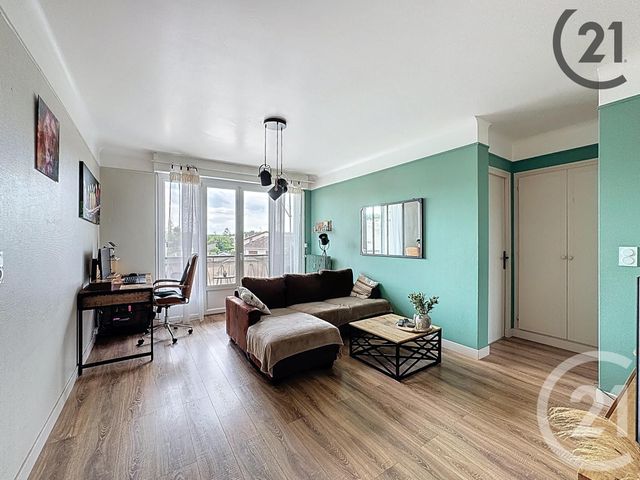 Appartement F4 à vendre - 4 pièces - 78,01 m2 - Vittel - 88 - LORRAINE