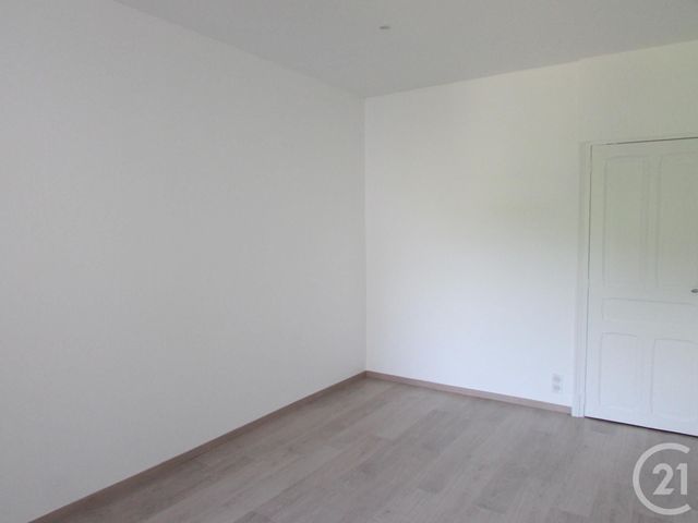 Afficher la photo en grand Appartement F2 à vendre - 2 pièces - 44 m2 - Vittel - 88 - LORRAINE