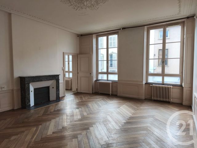 Appartement F4 à louer - 4 pièces - 98 m2 - Mirecourt - 88 - LORRAINE