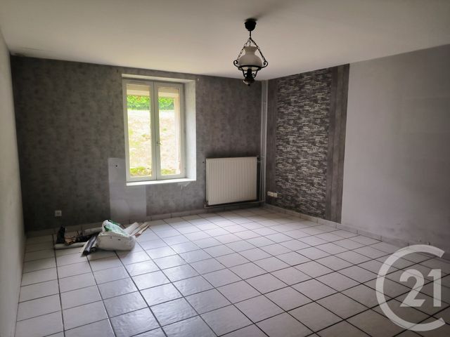 Appartement F5 à louer - 5 pièces - 92 m2 - Contrexeville - 88 - LORRAINE