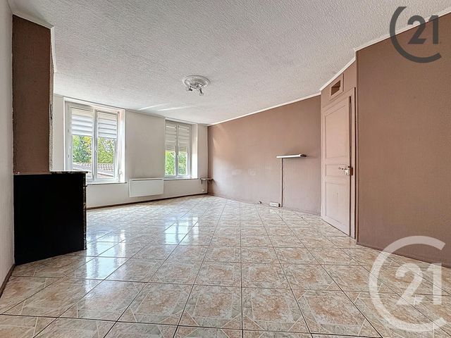 Appartement à vendre - 6 pièces - 146,34 m2 - Mirecourt - 88 - LORRAINE