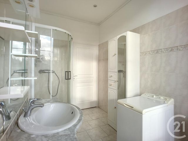 Appartement F1 &agrave; louer - 1 pi&egrave;ce - 33,40 m2 - Vittel - 88 - LORRAINE