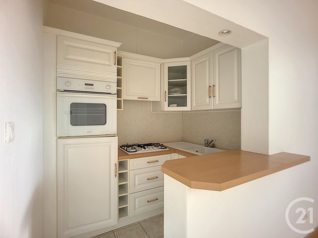 Appartement F1 à louer - 1 pièce - 33,40 m2 - Vittel - 88 - LORRAINE