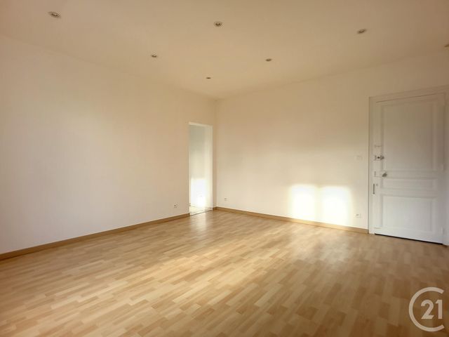 Appartement F1 à louer - 1 pièce - 33,40 m2 - Vittel - 88 - LORRAINE