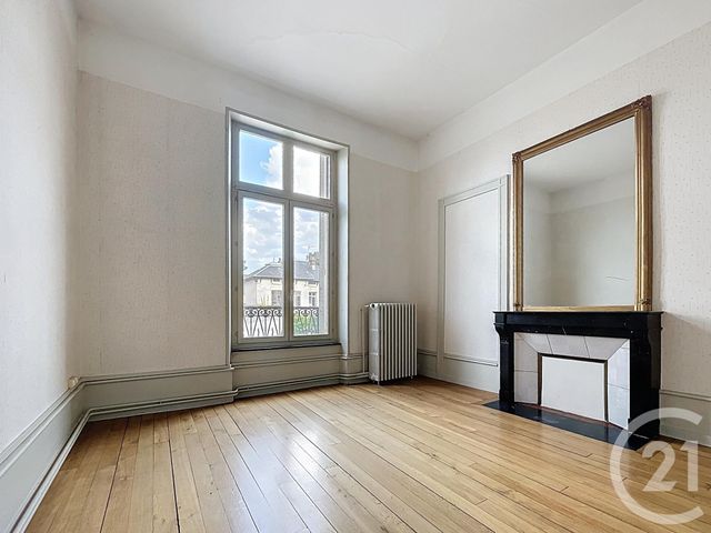 Maison à vendre - 18 pièces - 565 m2 - Mirecourt - 88 - LORRAINE