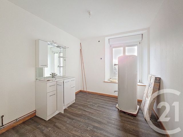 Maison &agrave; vendre - 7 pi&egrave;ces - 180 m2 - Darney - 88 - LORRAINE