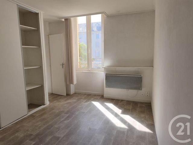 Appartement F1 &agrave; louer - 1 pi&egrave;ce - 19 m2 - Vittel - 88 - LORRAINE