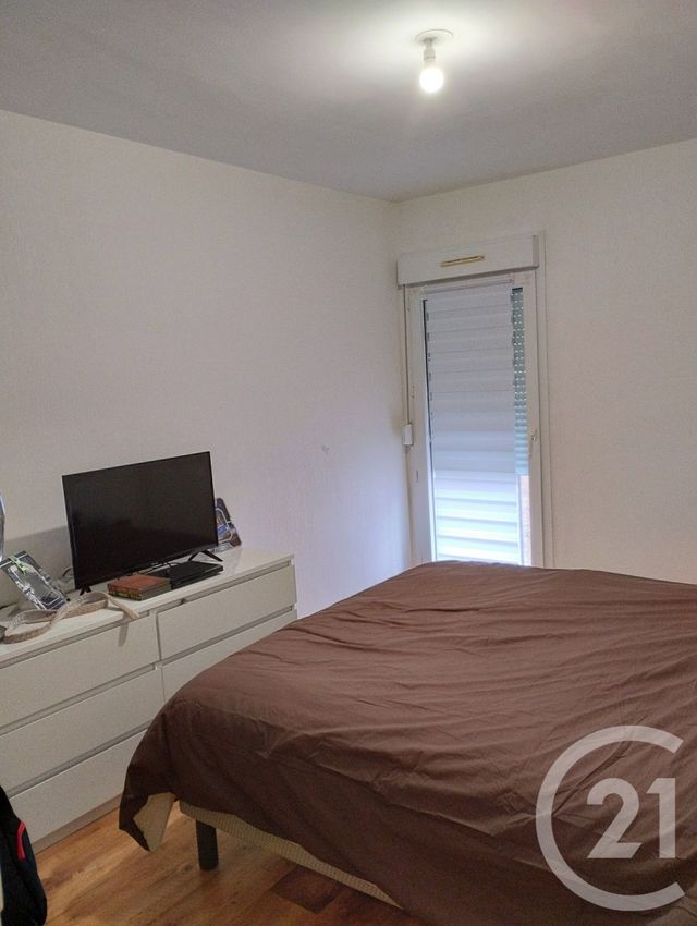 Appartement F4 &agrave; louer - 4 pi&egrave;ces - 74,90 m2 - Vittel - 88 - LORRAINE