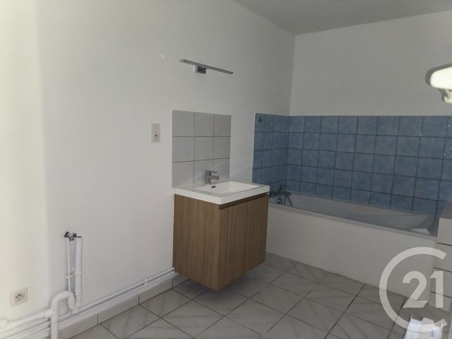 Appartement F3 &agrave; louer - 4 pi&egrave;ces - 80 m2 - Chatenois - 88 - LORRAINE